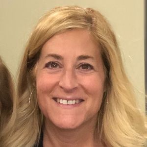 Meet your Posher, Deborah